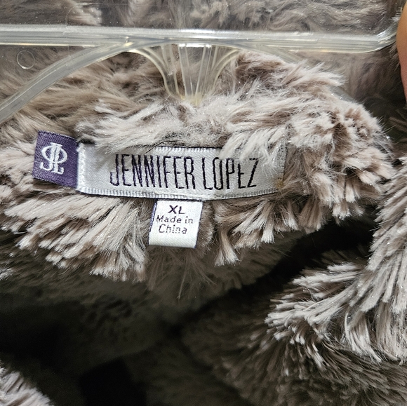 🔥Chocolate brown Faux Suede/Fur Cropped Jacket - Picture 4 of 6